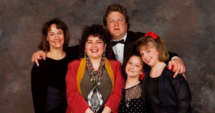 Which Roseanne Stars Are — And Aren’t — Returning to The Conners Finale