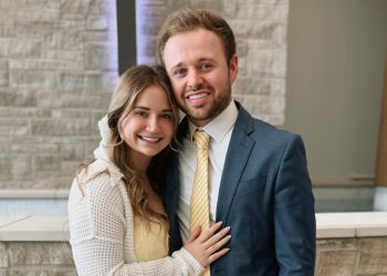 Jason Duggar’s Wife Maddie Responds to ‘Crazy Fangirl’ Rumors
